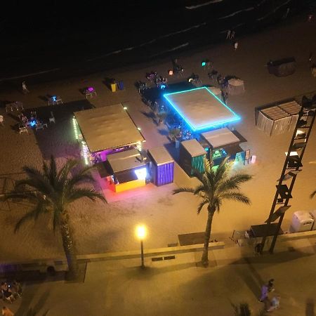 Appartement Spacieux, Front De Mer, Vue Splendide サロウ エクステリア 写真