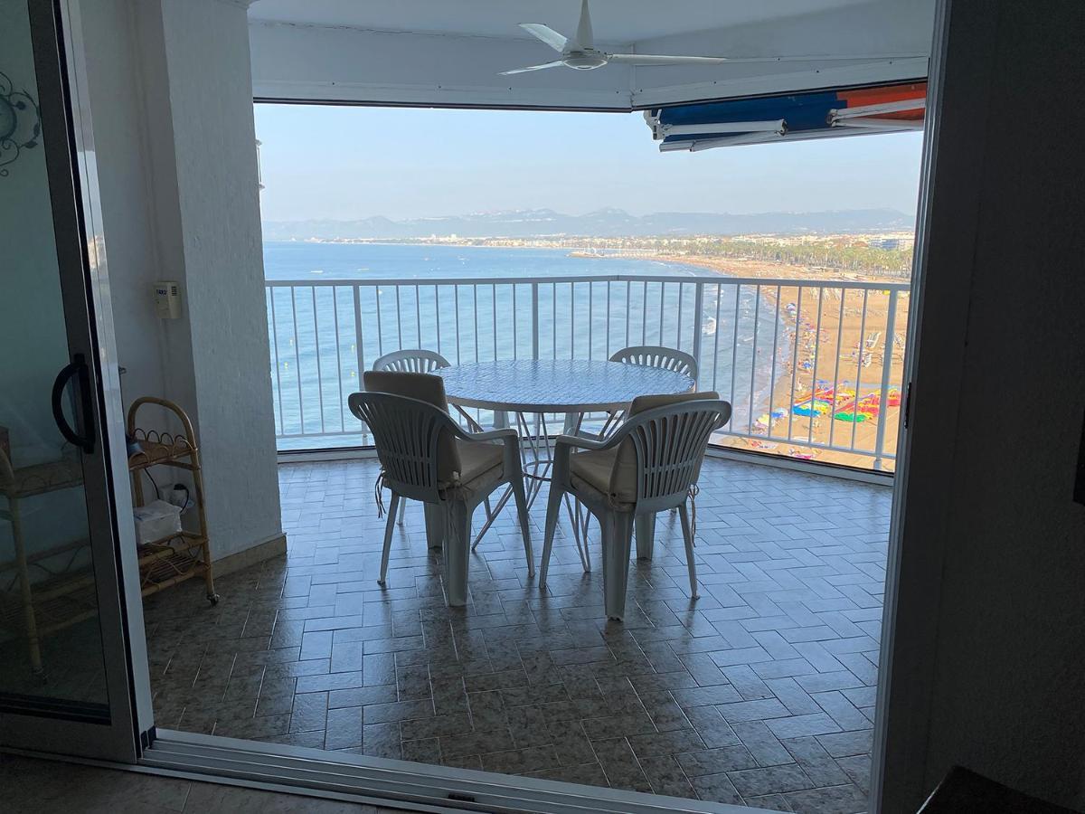 Appartement Spacieux, Front De Mer, Vue Splendide サロウ エクステリア 写真