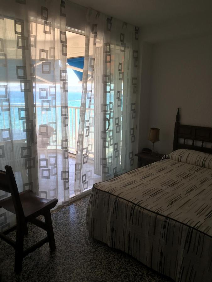 Appartement Spacieux, Front De Mer, Vue Splendide サロウ エクステリア 写真