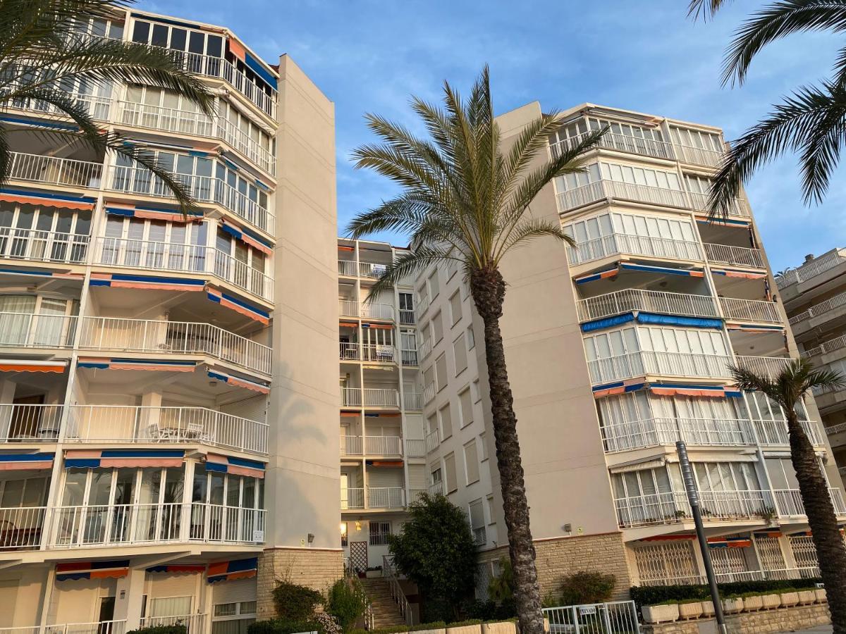 Appartement Spacieux, Front De Mer, Vue Splendide サロウ エクステリア 写真