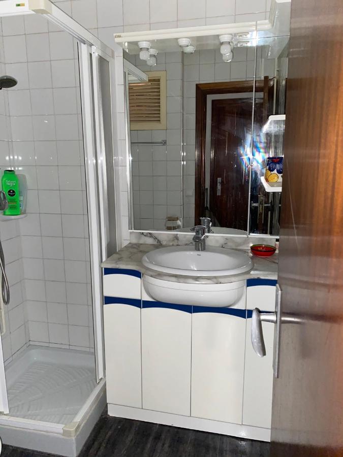 Appartement Spacieux, Front De Mer, Vue Splendide サロウ エクステリア 写真